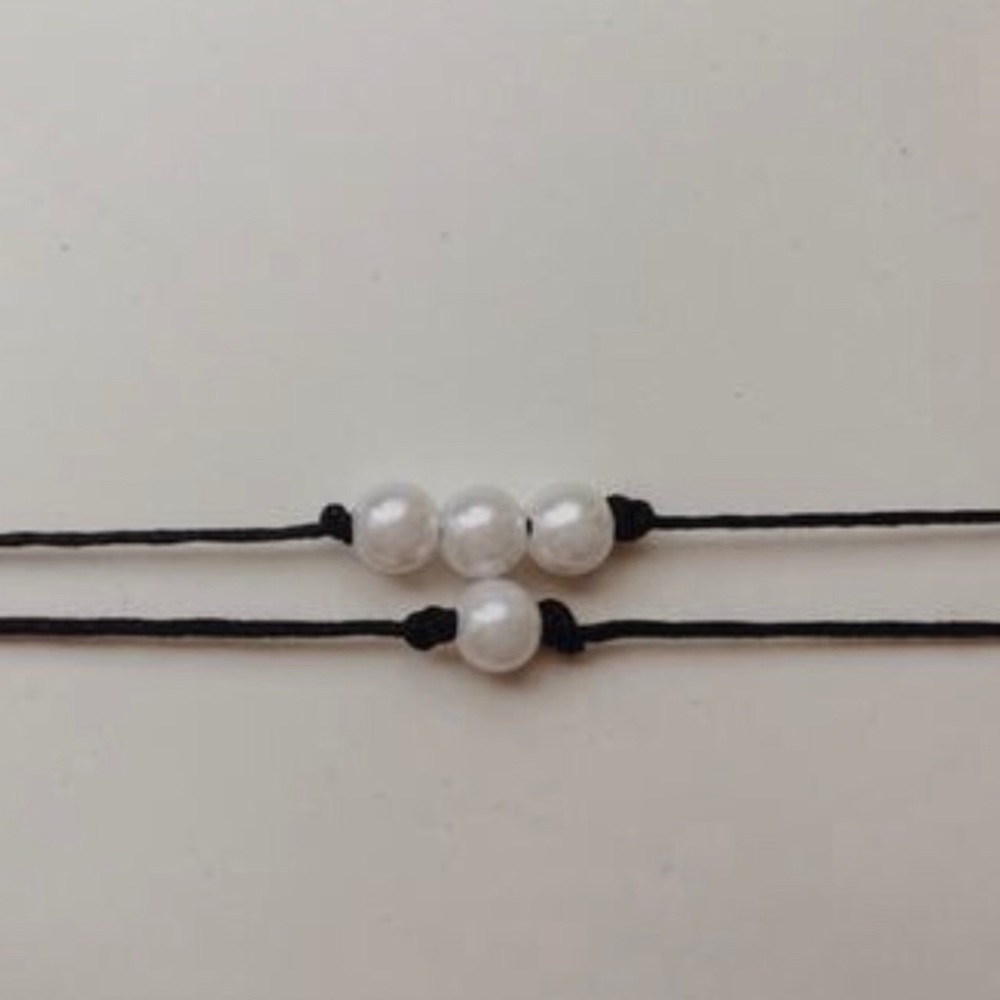 Pearl necklaces!! - Picture 3 of 3